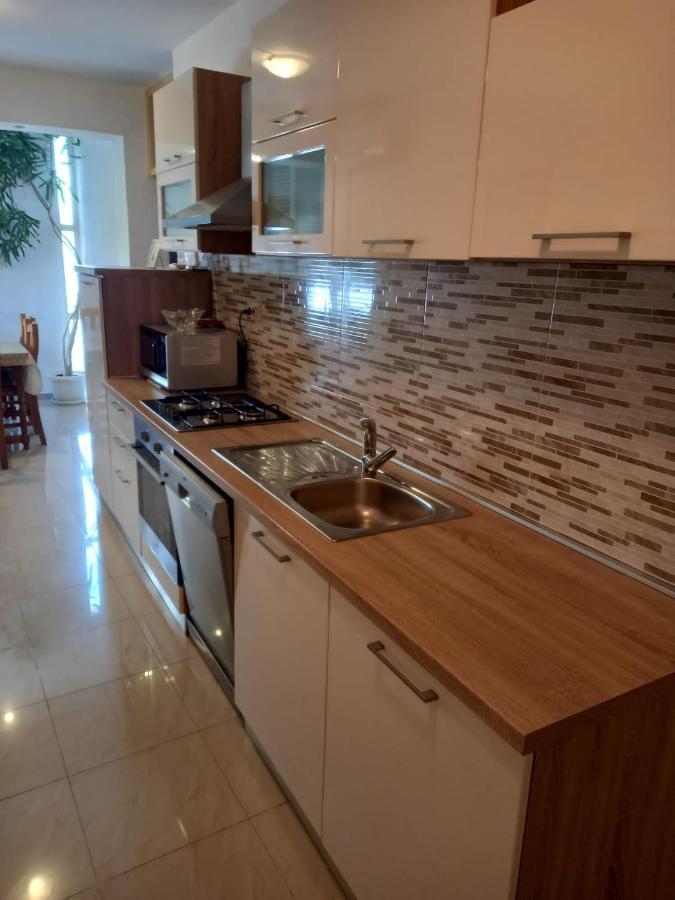 Apartman Kulas Biograd na Moru Kültér fotó